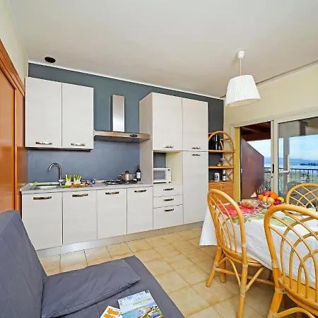 בית נופש Casa By Interhome *